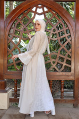 Zahara Abaya
